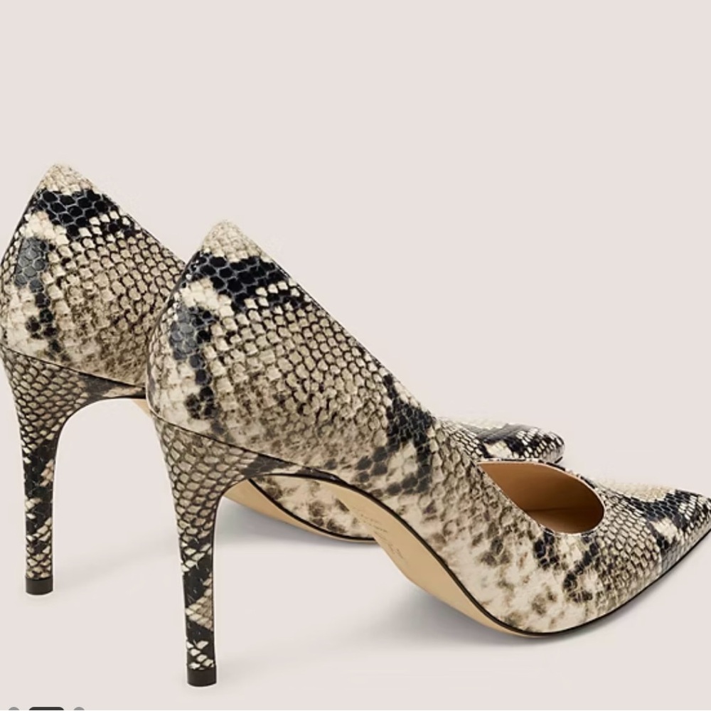 Stuart Weitzman Black and White Snakeskin Heels Size 7 great condition
